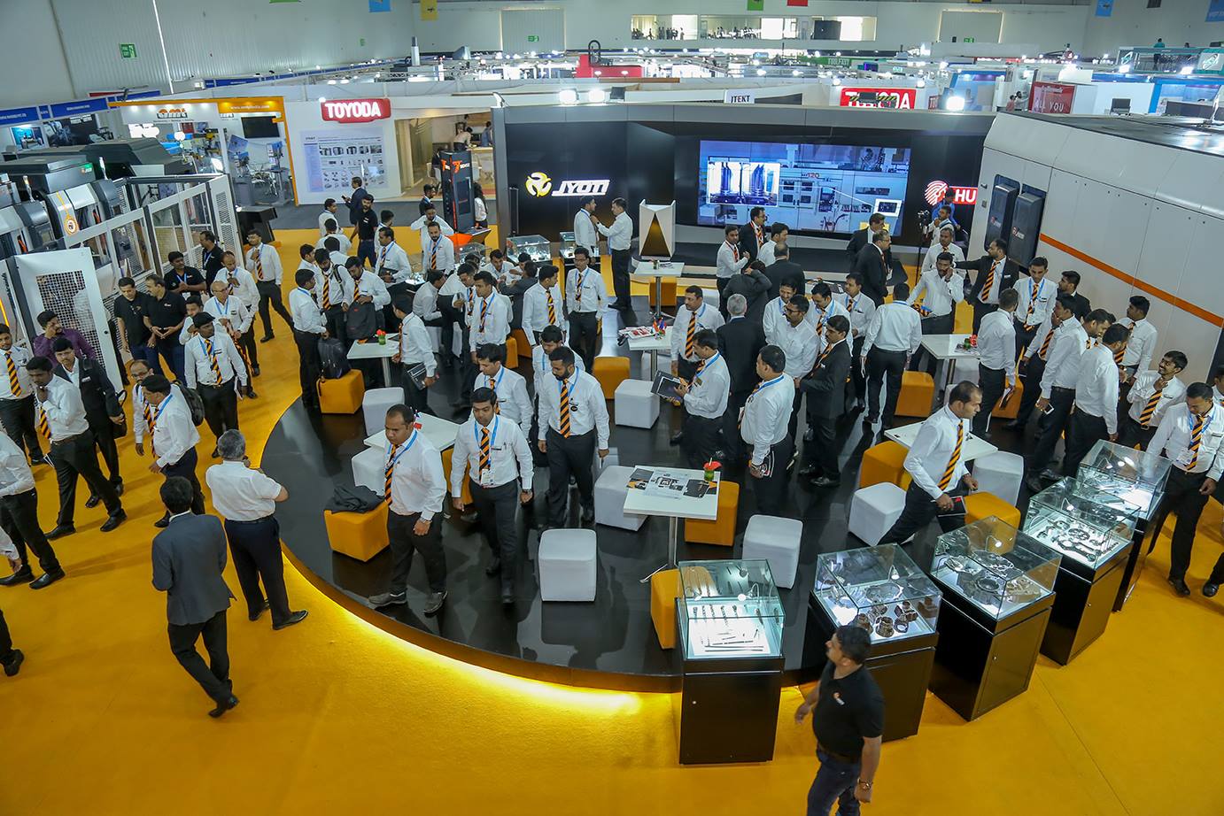 Jyoti Stands out at Imtex'19 with an Artificial Intelligence and other class apart cutting edge technologies on the display !
