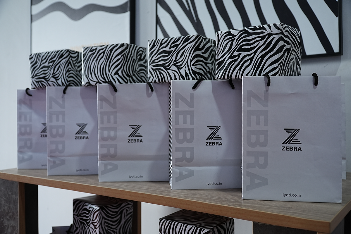 Revolutionary Performance Unveiled: Live Demonstration - ZEBRA